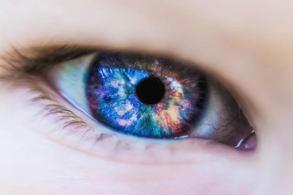 FTC sues Lens.com over prices that allegedly jump at checkout